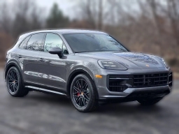 Porsche Cayenne GTS AWD 2026