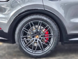 Porsche Cayenne GTS AWD 2026