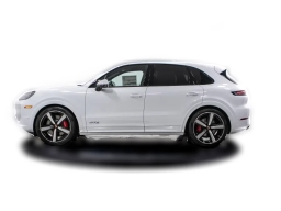 Porsche Cayenne GTS AWD 2026