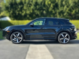 Porsche Cayenne GTS AWD 2026