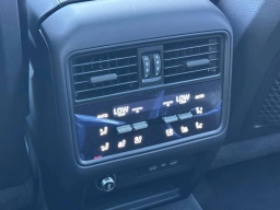 Porsche Cayenne GTS AWD 2026