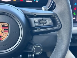 Porsche Cayenne GTS AWD 2026