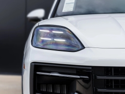 Porsche Cayenne GTS AWD 2026