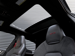 Porsche Cayenne GTS AWD 2025