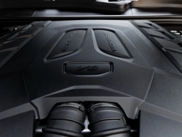 Porsche Cayenne GTS AWD 2025