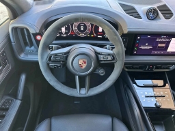 Porsche Cayenne GTS AWD 2026