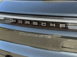 Porsche Cayenne GTS AWD 2026