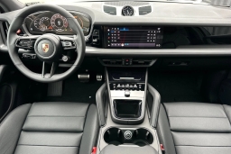 Porsche Cayenne S AWD 2026