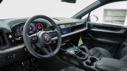 Porsche Cayenne S AWD 2026