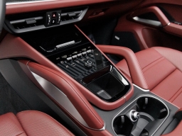 Porsche Cayenne S AWD 2026