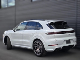 Porsche Cayenne S AWD 2026
