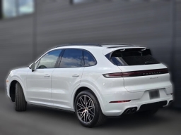 Porsche Cayenne S AWD 2026