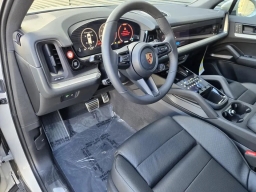 Porsche Cayenne S AWD 2026