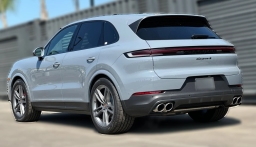 Porsche Cayenne S AWD 2026