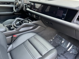 Porsche Cayenne S AWD 2026