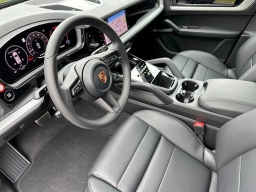 Porsche Cayenne S AWD 2026