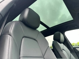 Porsche Cayenne S AWD 2026