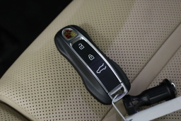 Porsche Cayenne S AWD 2026