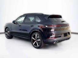 Porsche Cayenne S AWD 2026