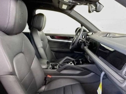 Porsche Cayenne S AWD 2026