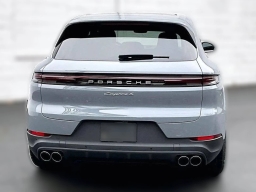 Porsche Cayenne S AWD 2026