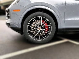 Porsche Cayenne S AWD 2026