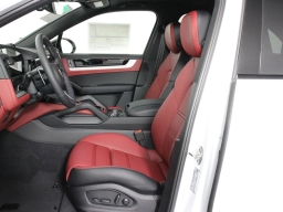 Porsche Cayenne S AWD 2026