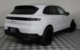Porsche Cayenne S AWD 2026