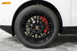 Porsche Cayenne S AWD 2026