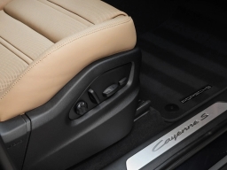 Porsche Cayenne S AWD 2026