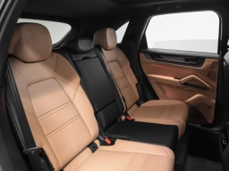 Porsche Cayenne S AWD 2026