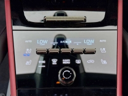 Porsche Cayenne Turbo E-Hybrid AWD 2025