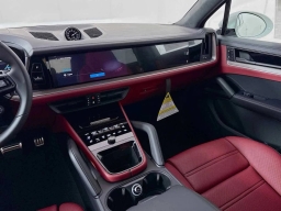 Porsche Cayenne Turbo E-Hybrid AWD 2025