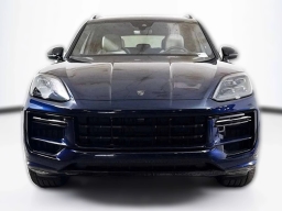 Porsche Cayenne Turbo E-Hybrid AWD 2025