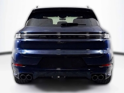 Porsche Cayenne Turbo E-Hybrid AWD 2025