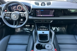 Porsche Cayenne Turbo E-Hybrid AWD 2026