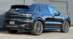 Porsche Cayenne Turbo E-Hybrid AWD 2026