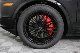 Porsche Cayenne Turbo E-Hybrid AWD 2026