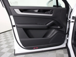 Porsche Cayenne S E-Hybrid AWD 2026