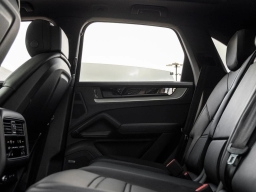 Porsche Cayenne S E-Hybrid AWD 2026