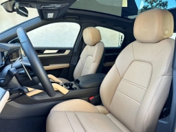 Porsche Cayenne Base Coupe AWD 2026