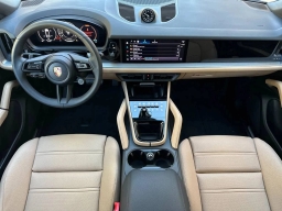 Porsche Cayenne Base Coupe AWD 2026