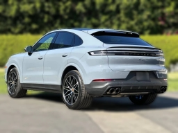 Porsche Cayenne Base Coupe AWD 2026