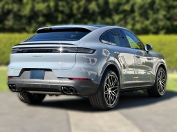 Porsche Cayenne Base Coupe AWD 2026