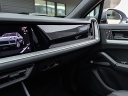 Porsche Cayenne Base Coupe AWD 2026