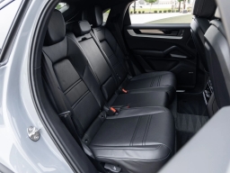 Porsche Cayenne Base Coupe AWD 2026