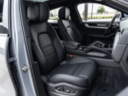 Porsche Cayenne Base Coupe AWD 2026