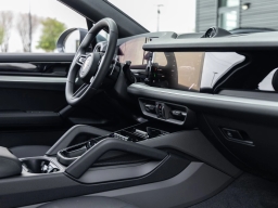 Porsche Cayenne Base Coupe AWD 2026