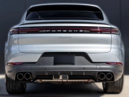 Porsche Cayenne Base Coupe AWD 2026