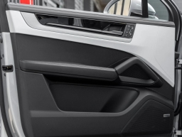 Porsche Cayenne Base Coupe AWD 2026